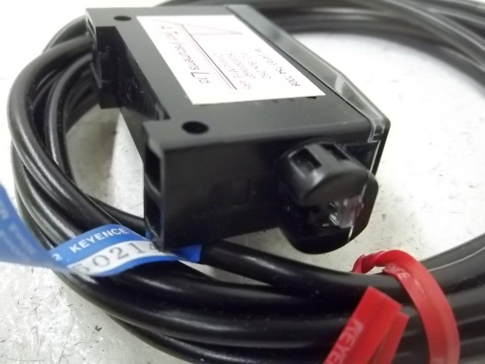 KEYENCE PS2-61 PHOTOELECTRIC AMPLIFIER SENSOR (AS PICTURED) *NEW IN BOX*