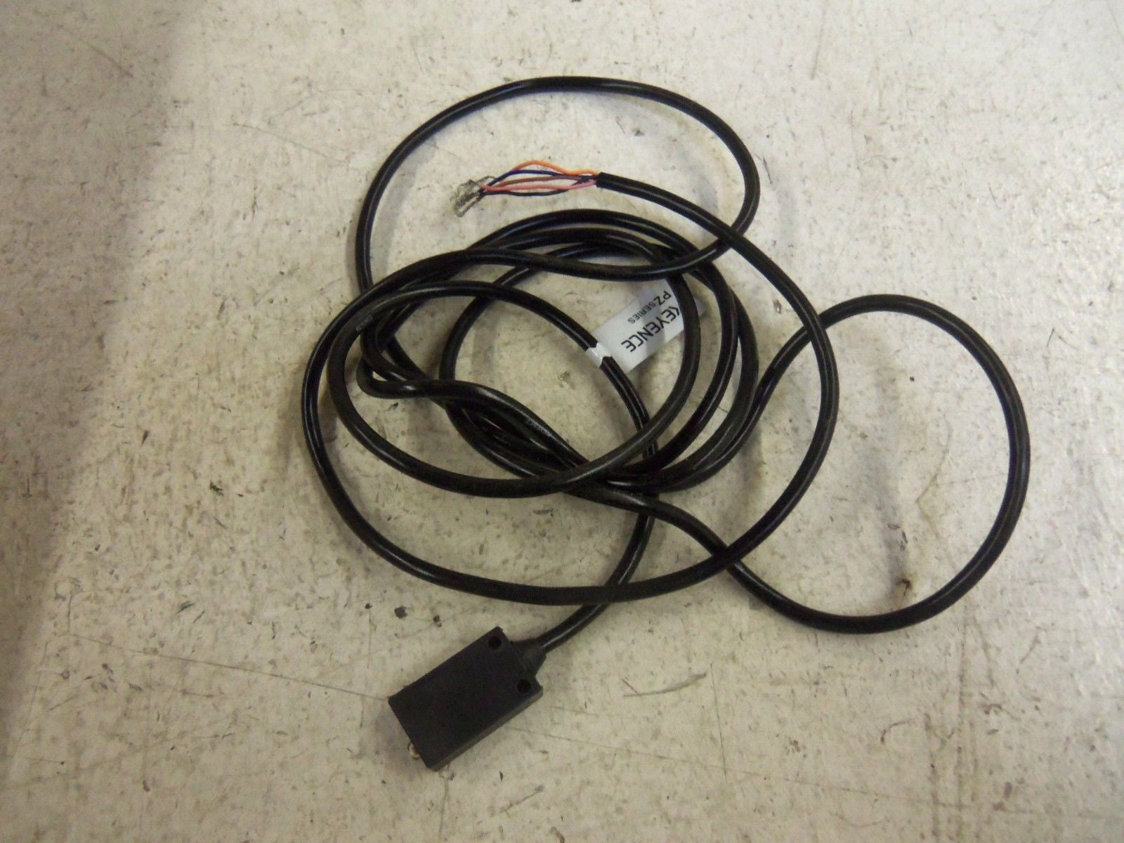 KEYENCE PZ-51LR PHOTOELECTRIC SENSOR *NEW NO BOX*