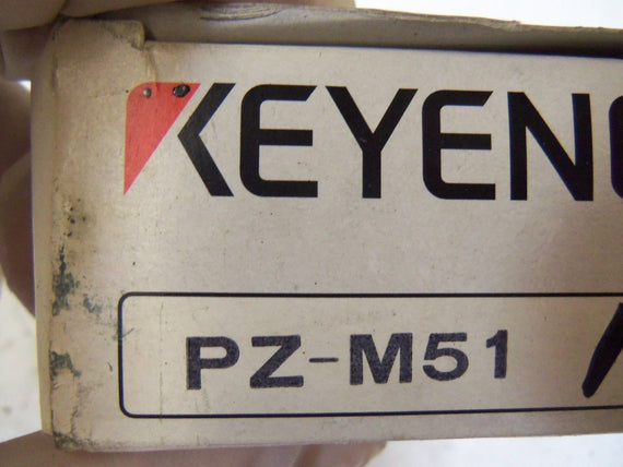 KEYENCE PZ-M51R *NEW IN BOX*