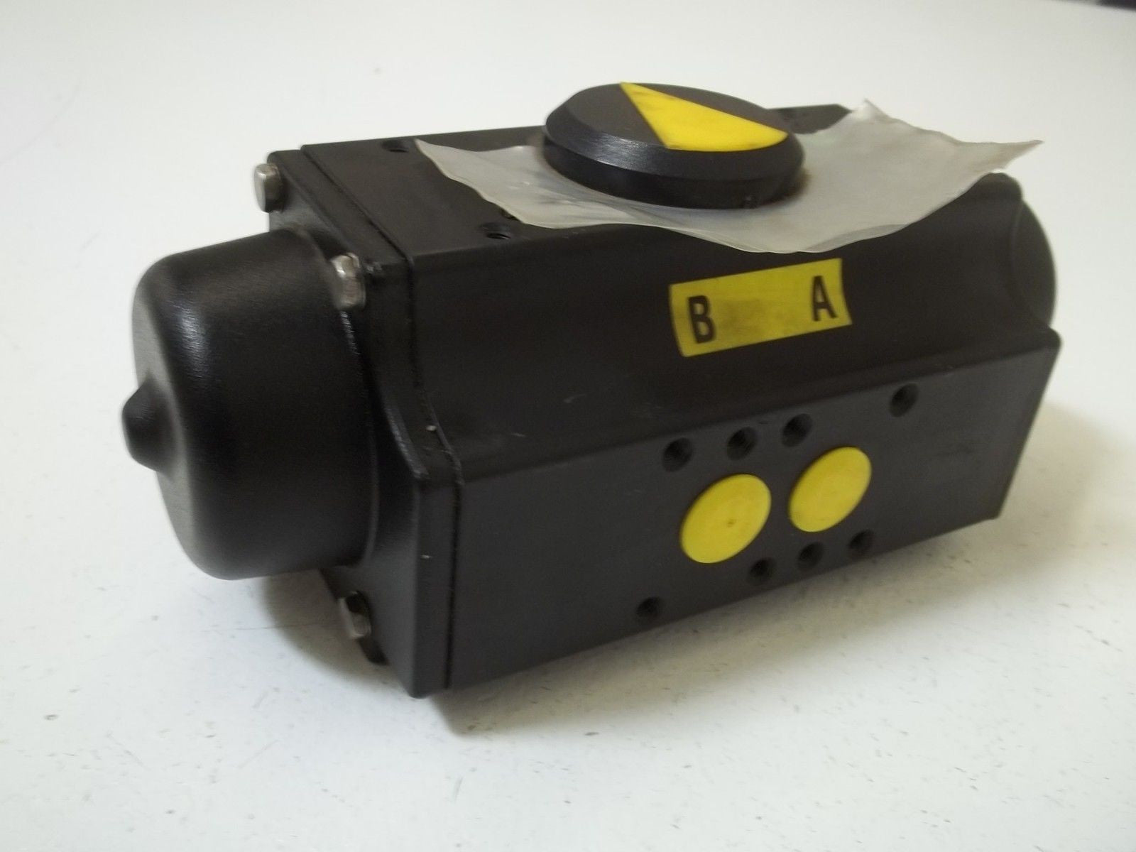 KEYSTONE 79U-003U-A080-A00 PNEUMATIC ACTUATOR *USED*