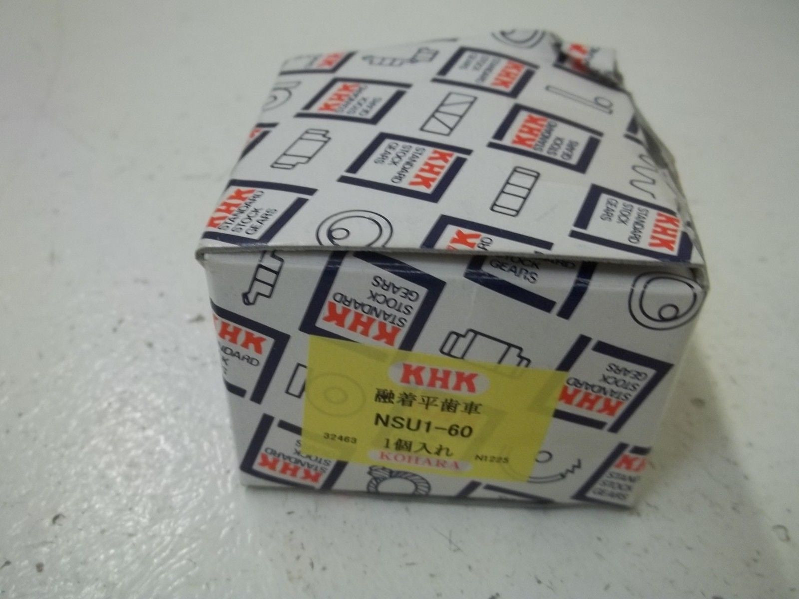 KHK NSU1-60 PLASTIC SPUR GEAR WITH STEEL CORE *NEW IN BOX*
