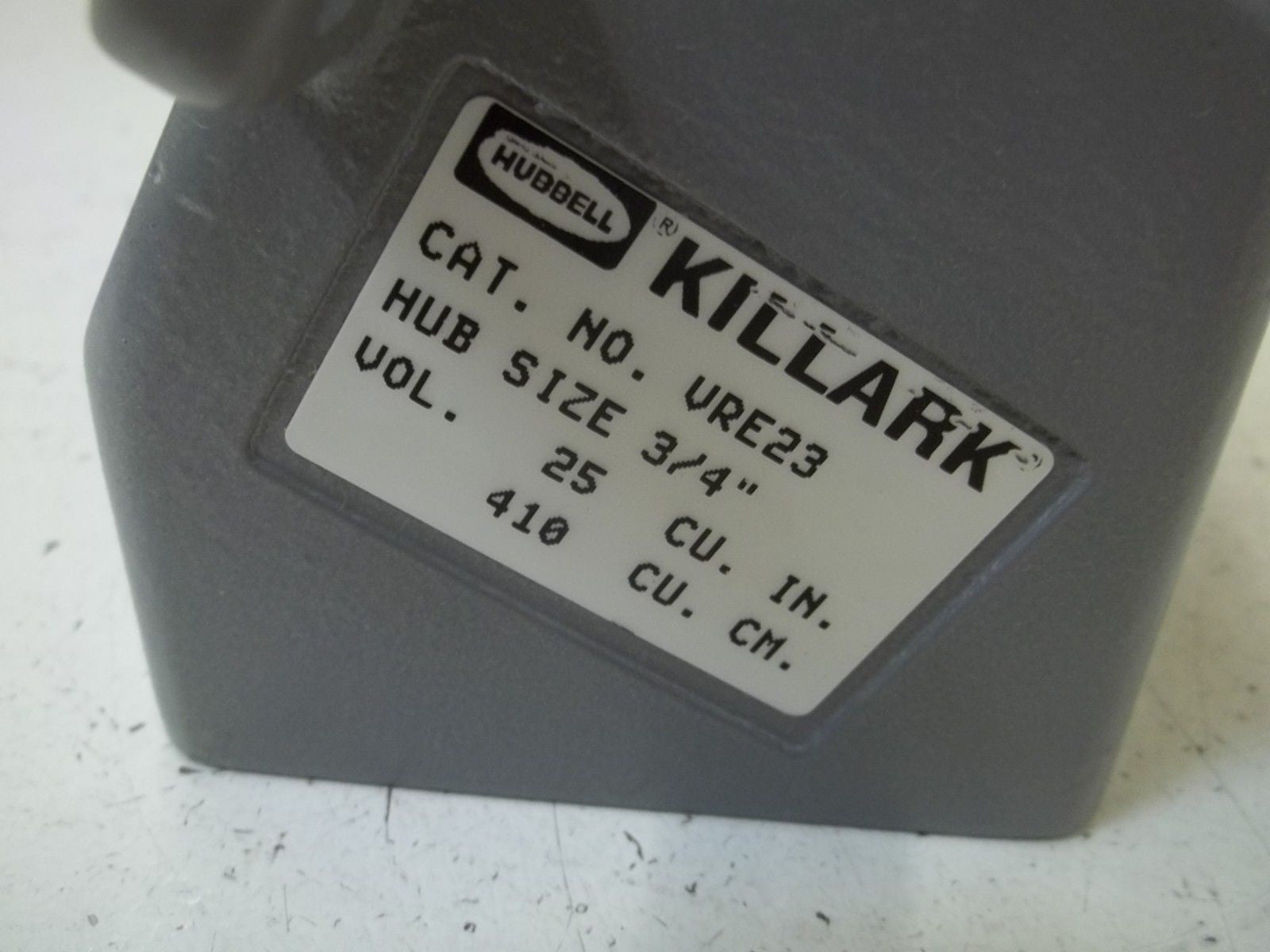 KILLARK VRE23 30 AMPS BACK BOX CONDUIT SIZE 3/4" *NEW IN BOX*