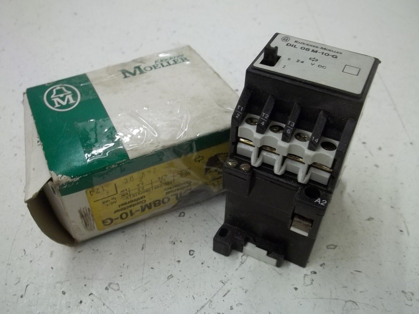 KLOCKNER-MOELLER DIL08M-10-G UNIVERSAL CONTACTOR *NEW IN BOX*
