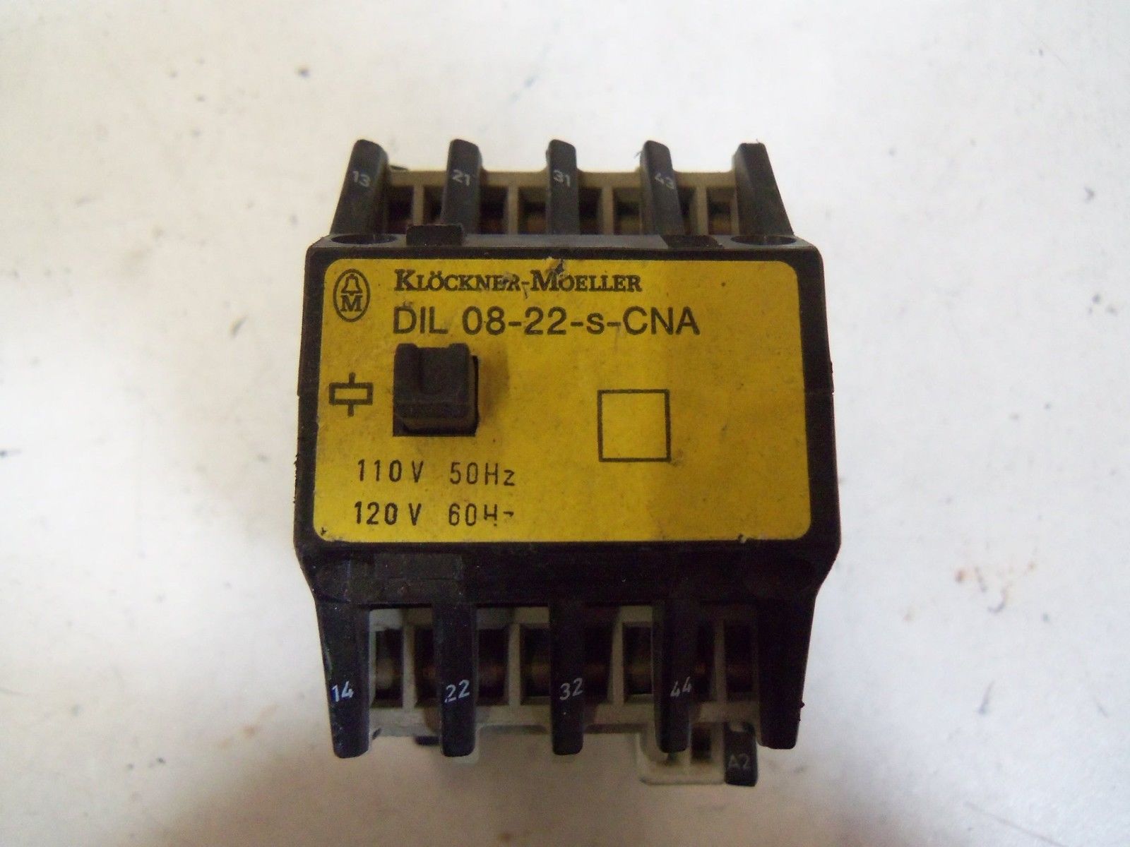 KLOCKNER-MOELLER DIL08-22-s-CNA CONTACTOR *USED*