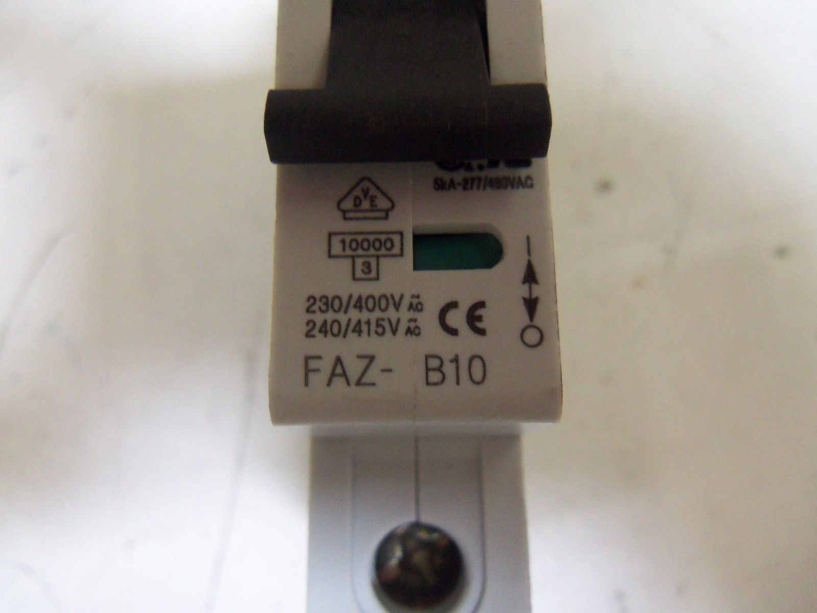 KLOCKNER MOELLER FAZ-B10 CIRCUIT BREAKER *NEW NO BOX*