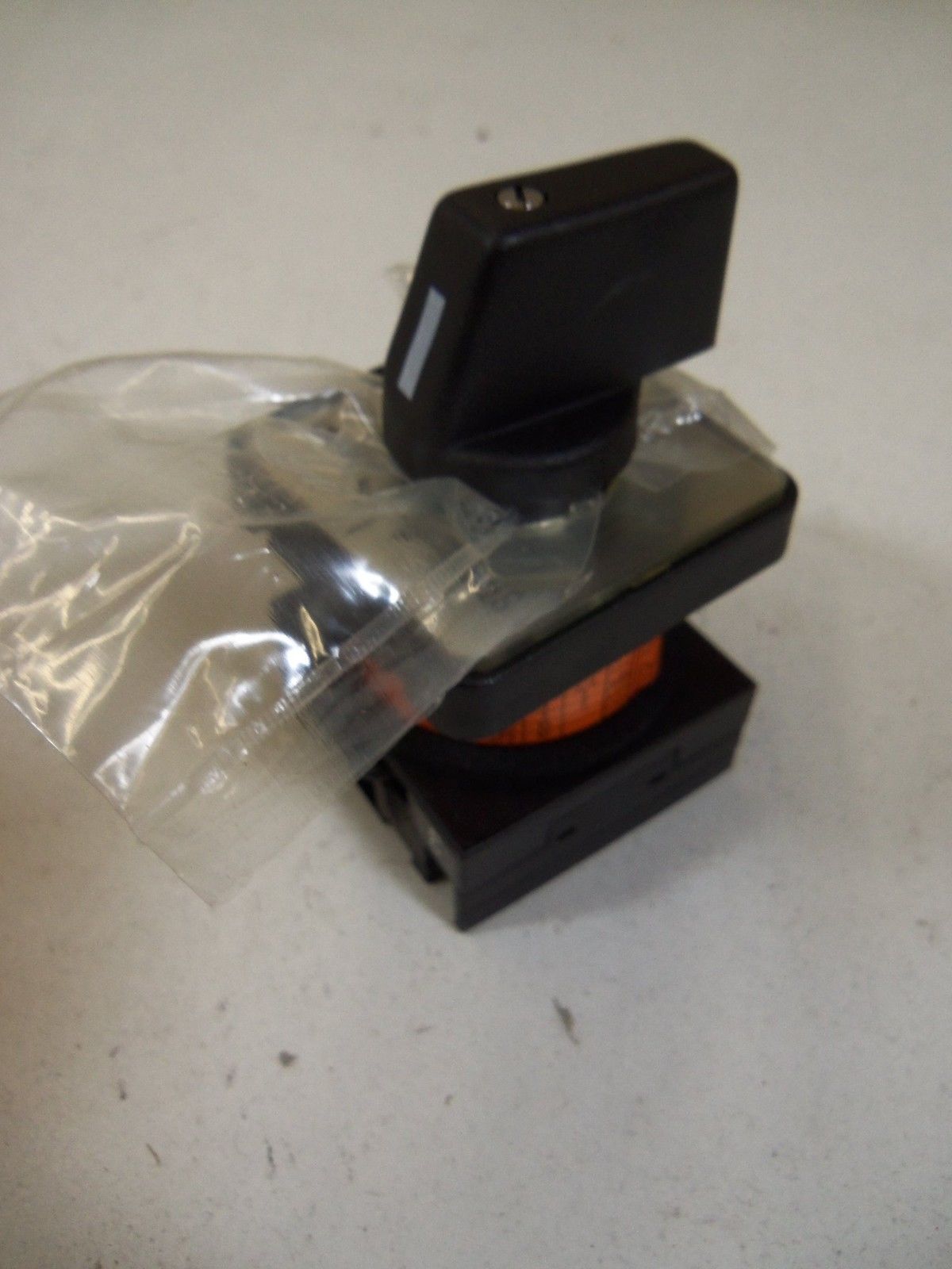 KLOCKNER MOELLER FLUSH MOUNTING CAM SWITCH T0-1-8/E-NA *NEW IN BOX*