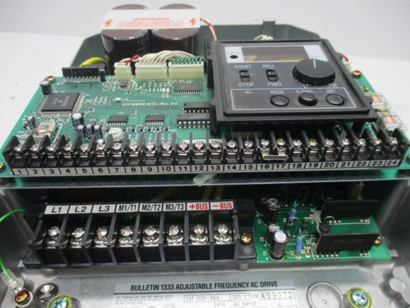 ALLEN BRADLEY 1333-YAA SER.C ADJUSTABLE AC DRIVE 230V  * NEW NO BOX *