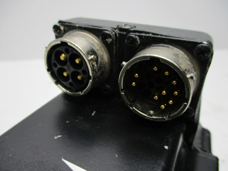 ALLEN BRADLEY 7043-00-4401 SERVO MOTOR 5000 RPM * USED *