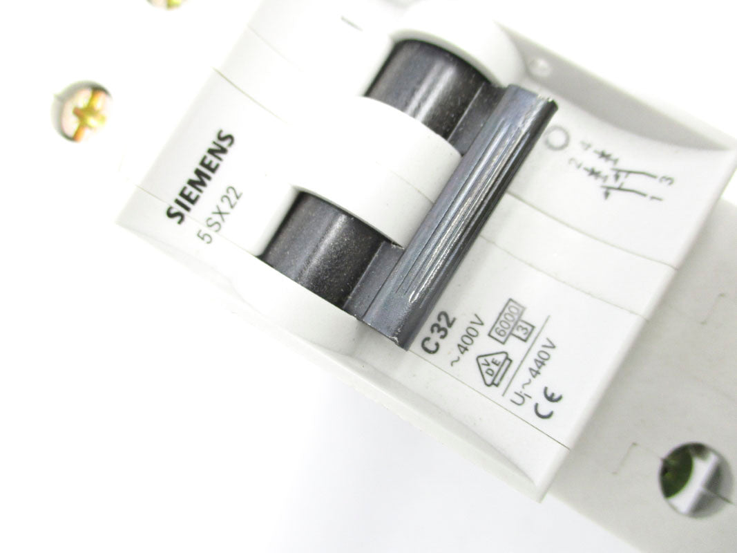 SIEMENS 5SX22-C32 32A 400V NSNP