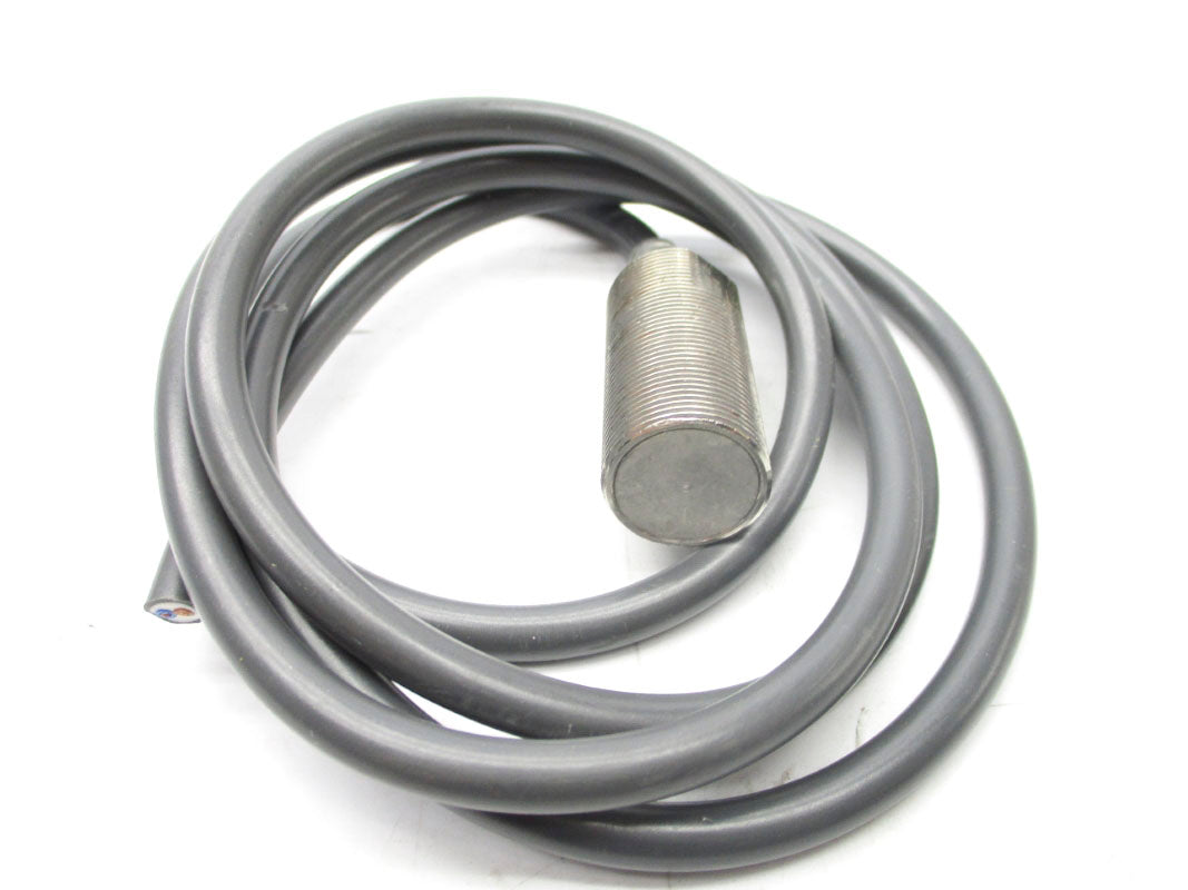 OMRON E2E-X7D2-N 24VDC UNMP