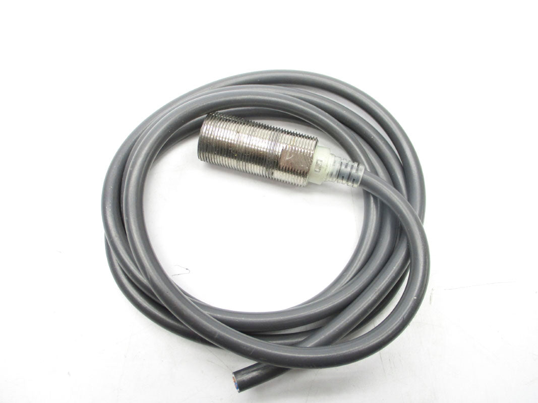 OMRON E2E-X7D2-N 24VDC UNMP