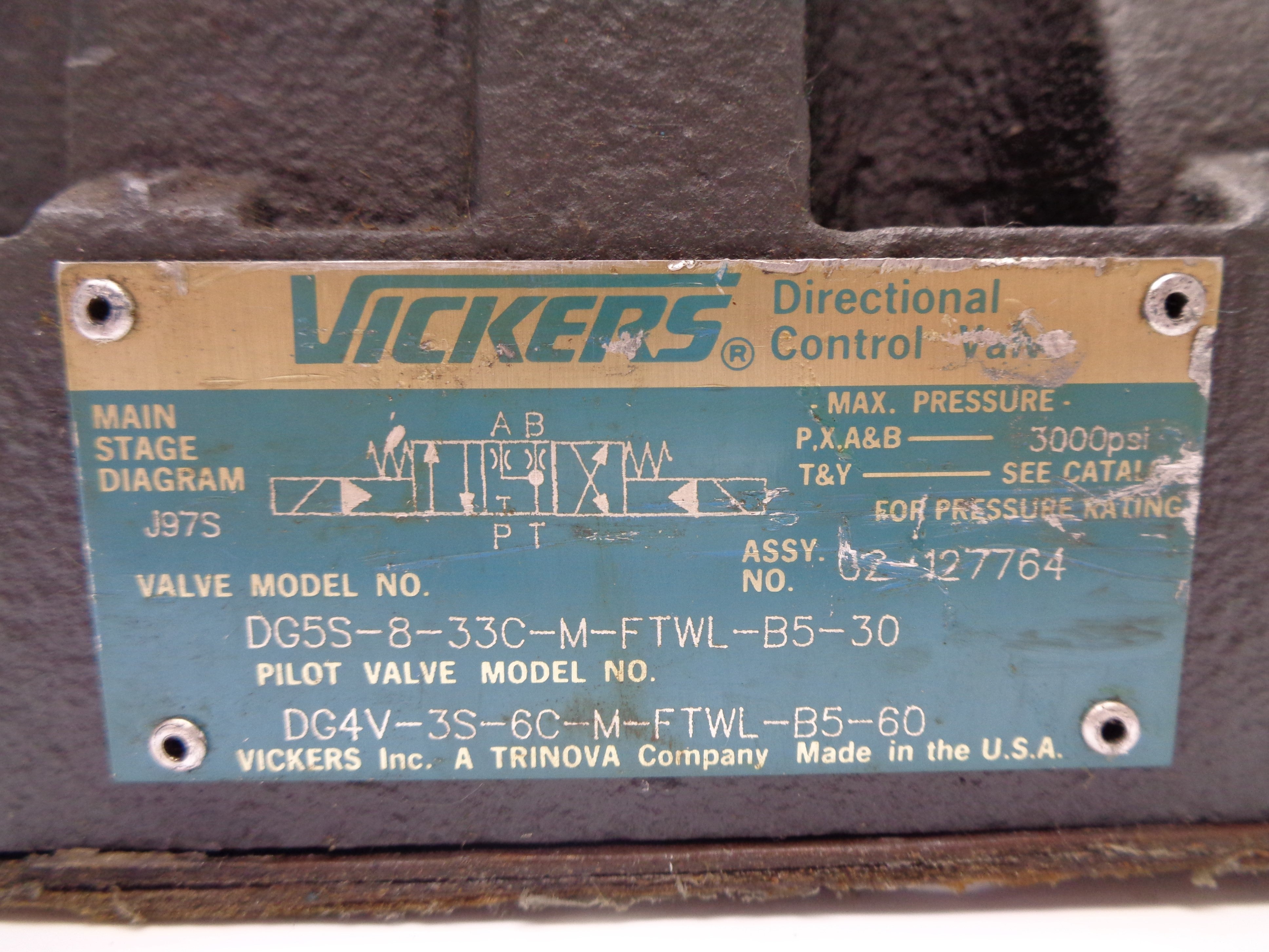 VICKERS DG5S-8-33C-M-FTWL-B5-30 (AS PICTURED) NSNP