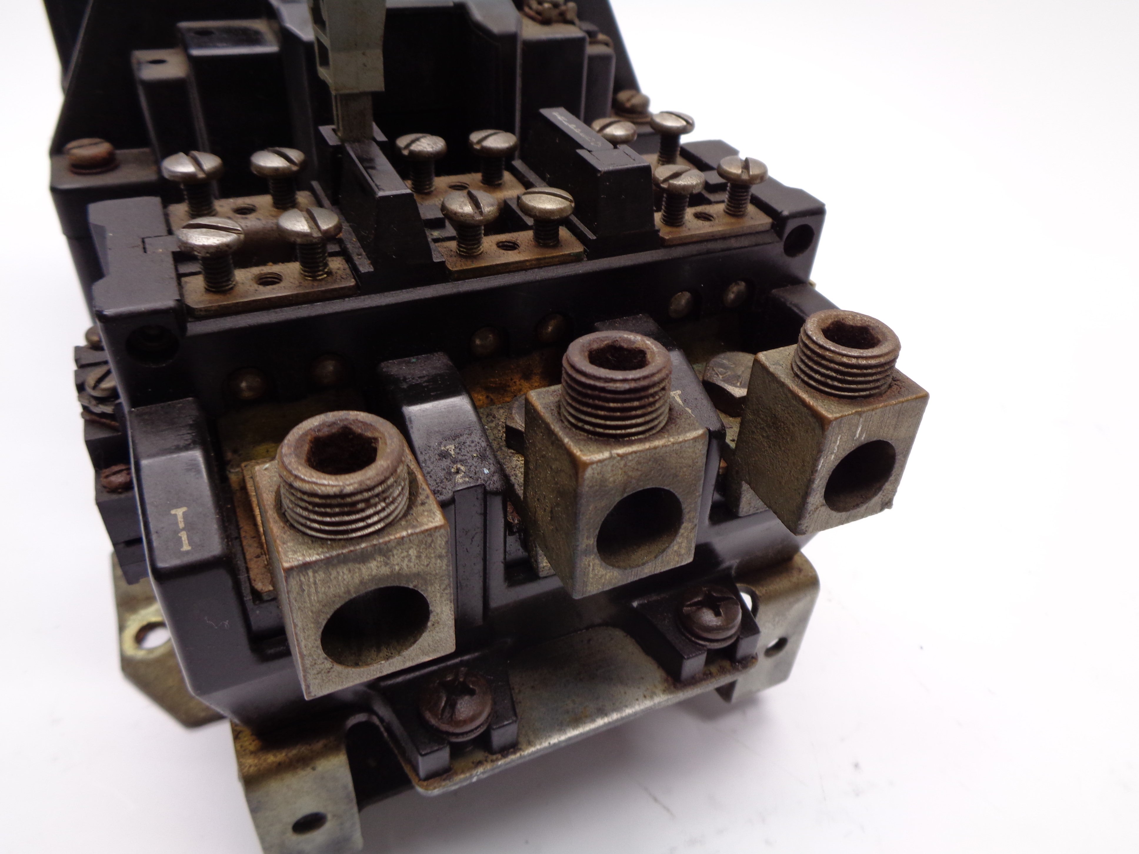 INDUSTRIAL SPARE PART 5O9-E0D 200V SER. A UNMP