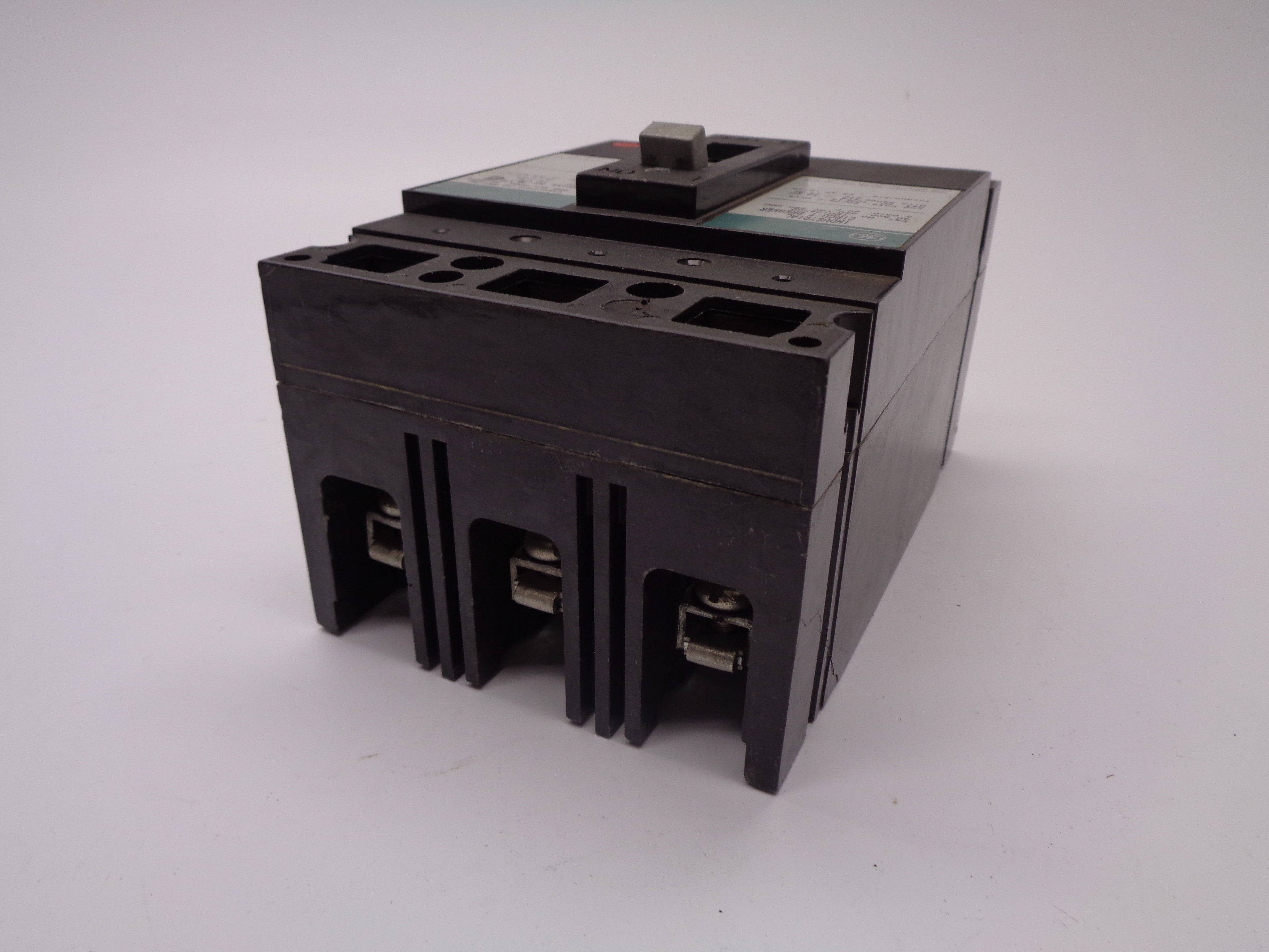 GENERAL ELECTRIC TED134030 480VAC 30A NSNP