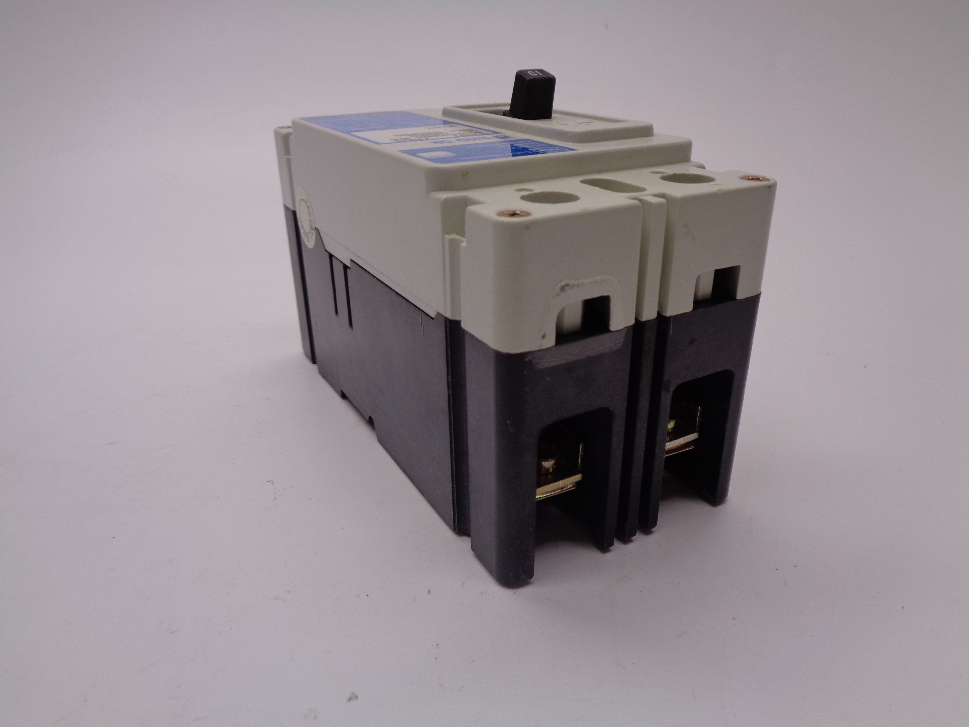CUTLER HAMMER EHD2010L 10A 480V SER. C NSMP
