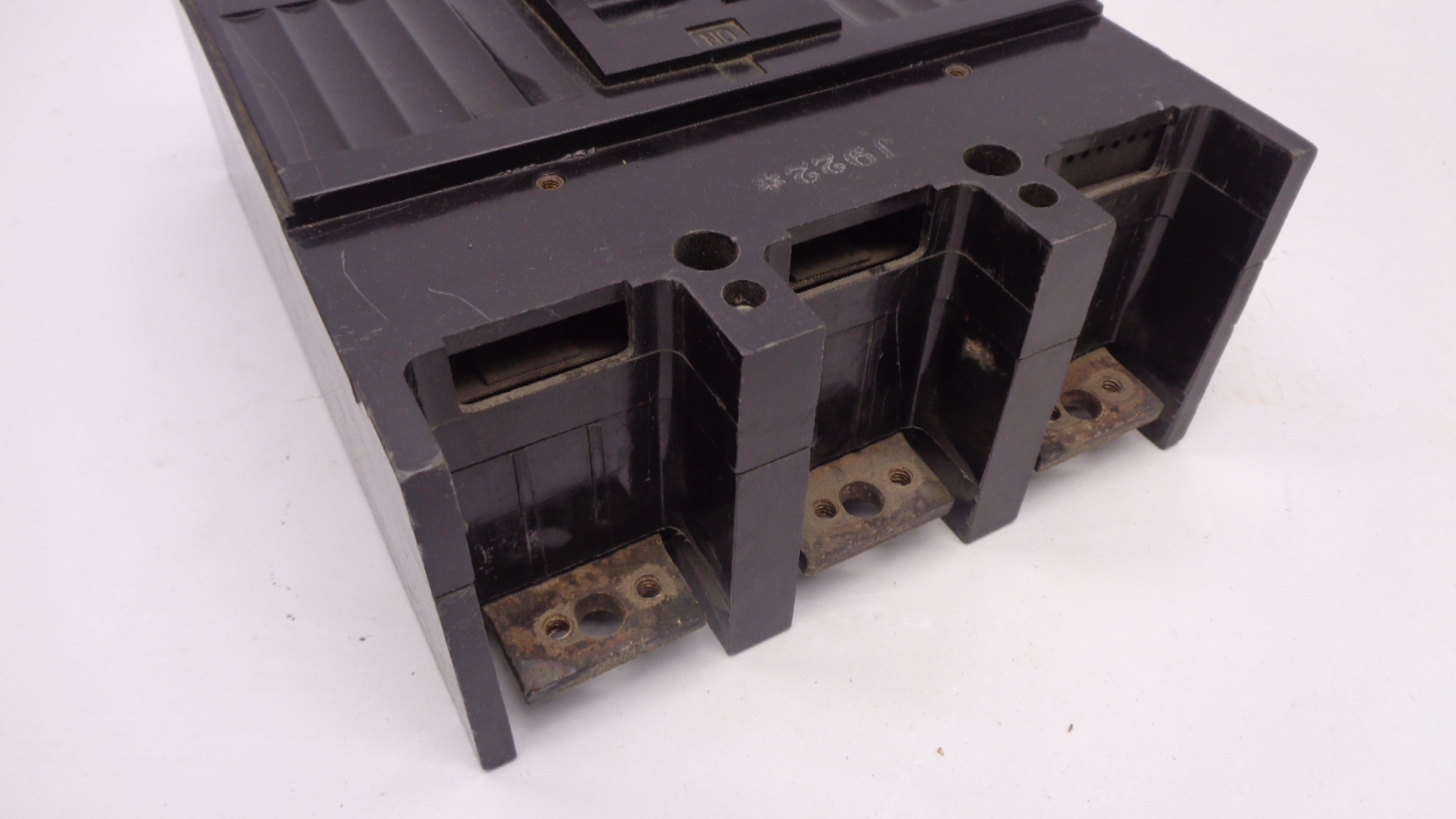 GENERAL ELECTRIC TJJ436Y400 600V UNMP
