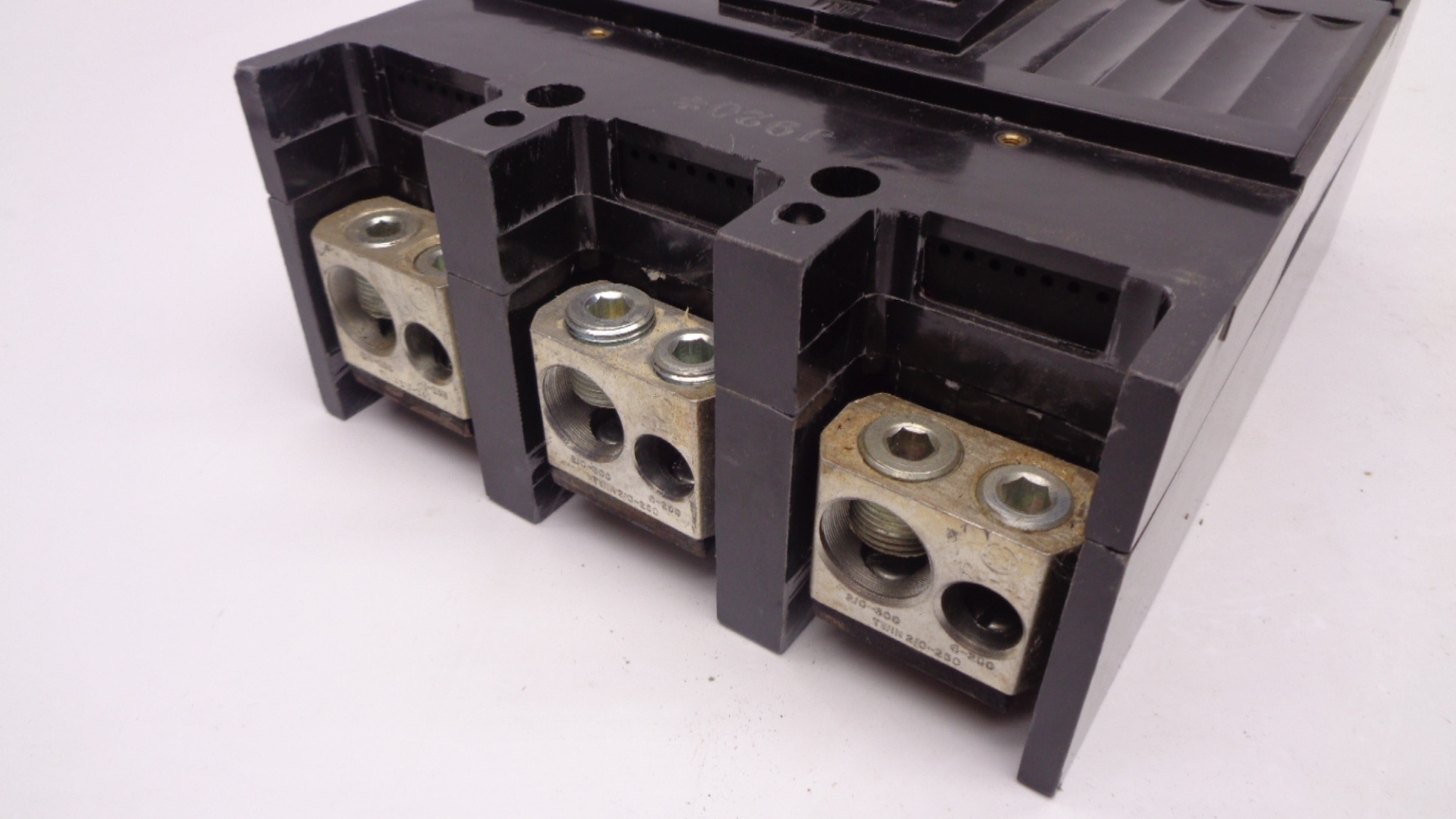 GENERAL ELECTRIC TJJ436300 300A 600V UNMP