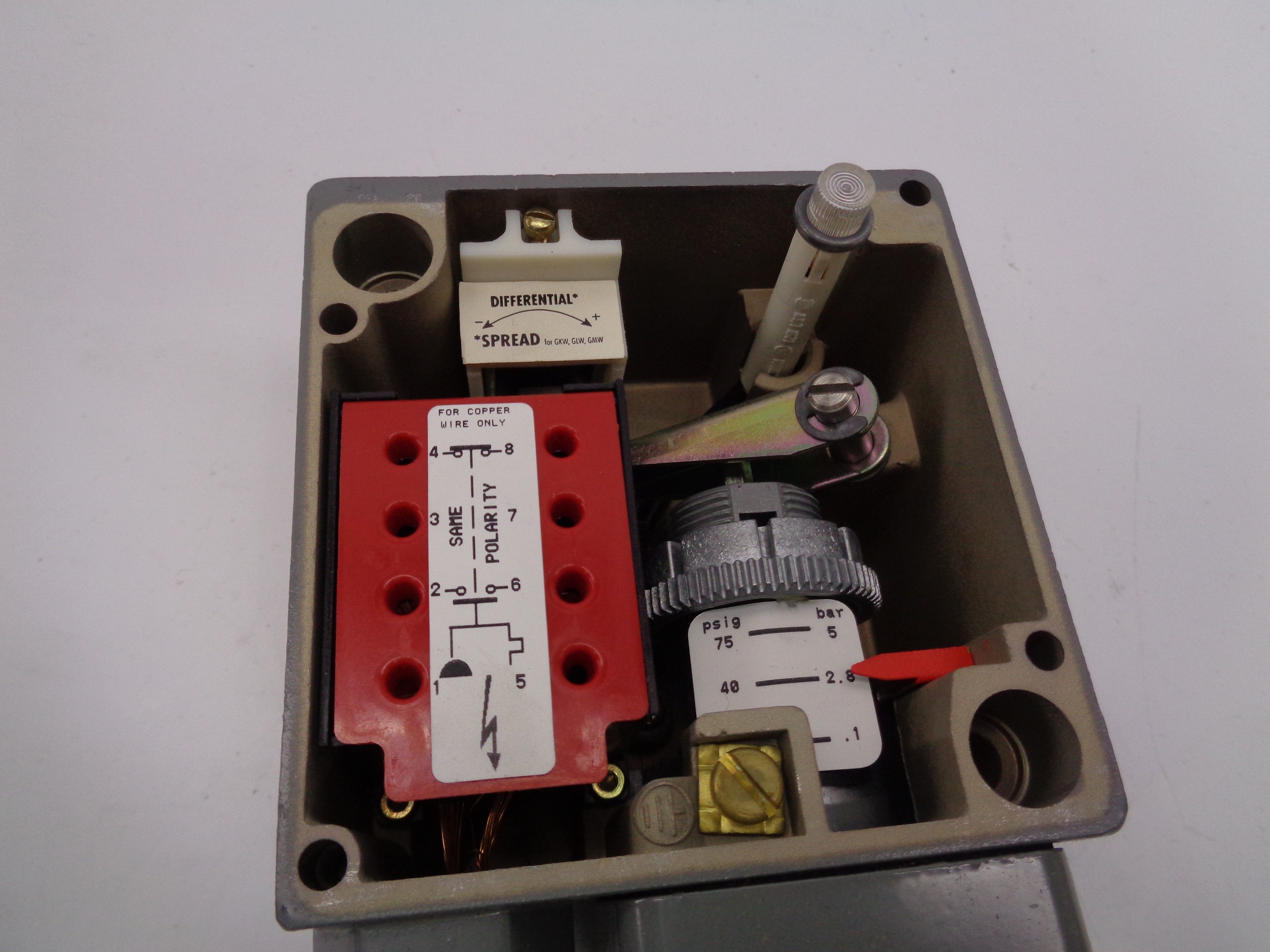 SQUARE D 9012GAW4G18 SER. C NSMP