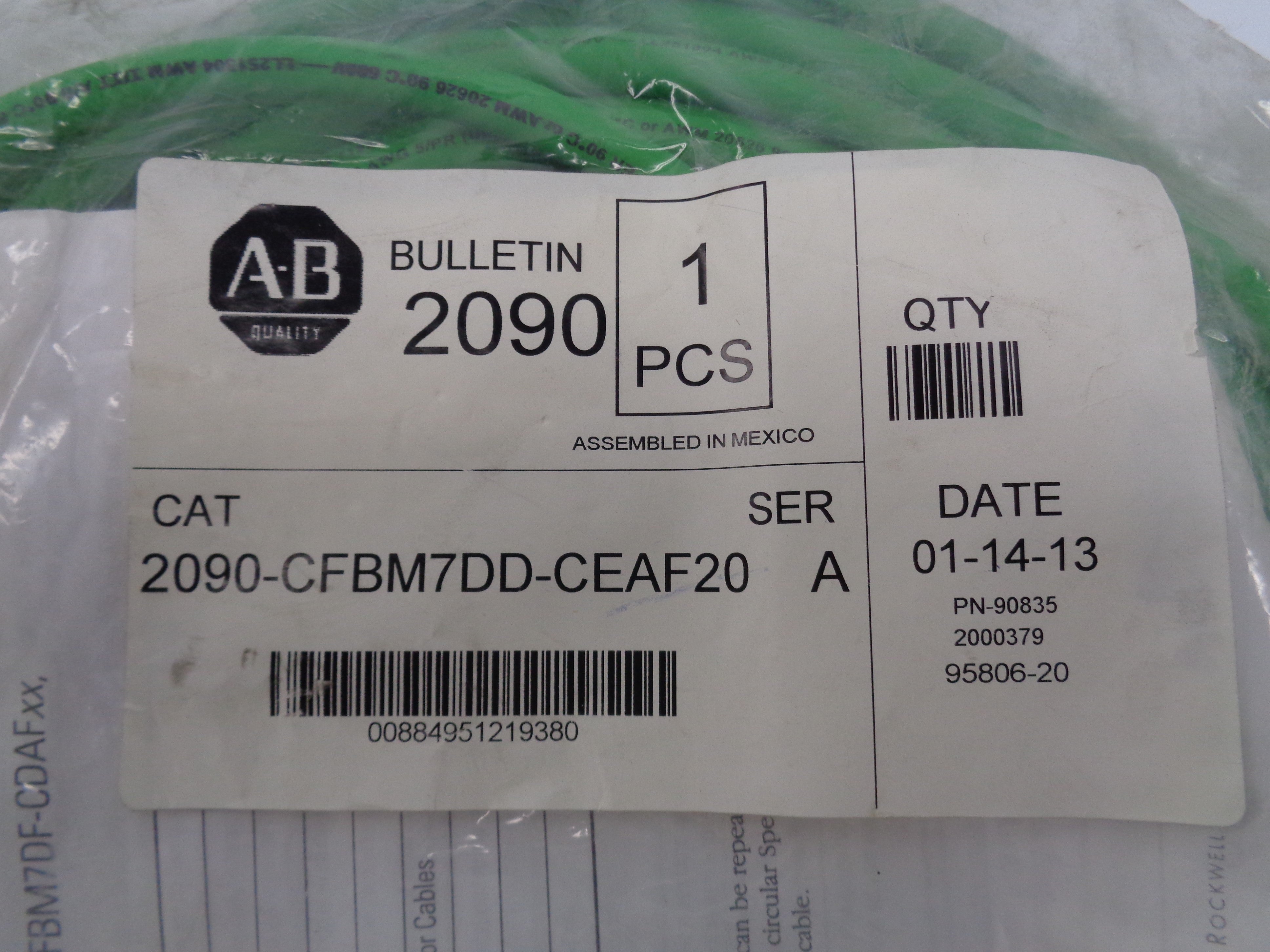 ALLEN BRADLEY 2090-CFBM7DD-CEAF20 SER. A NSMP