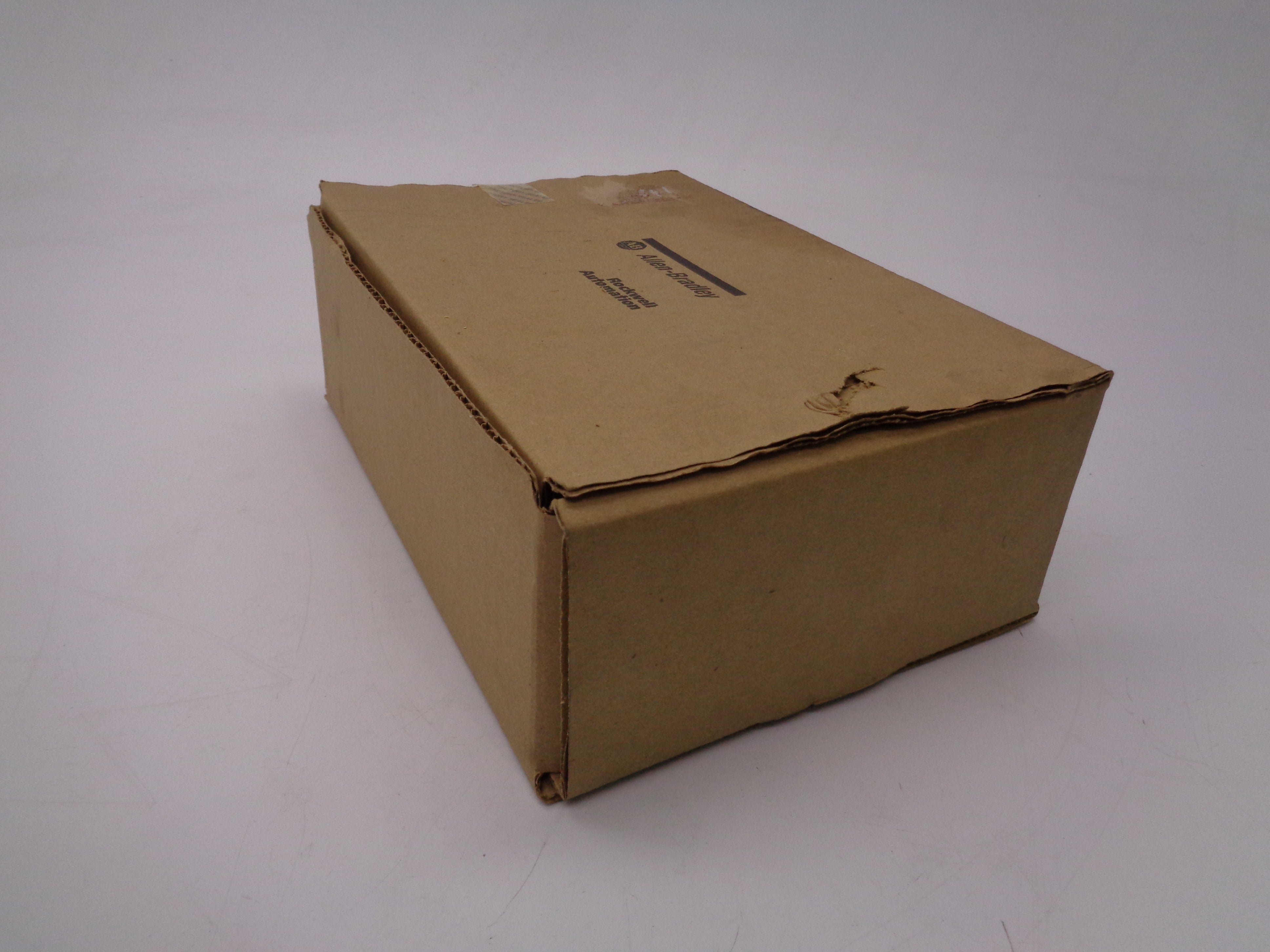 ALLEN BRADLEY 2711P-RP8D SER. A (DATE: 2013) (BR/WH) NSFS