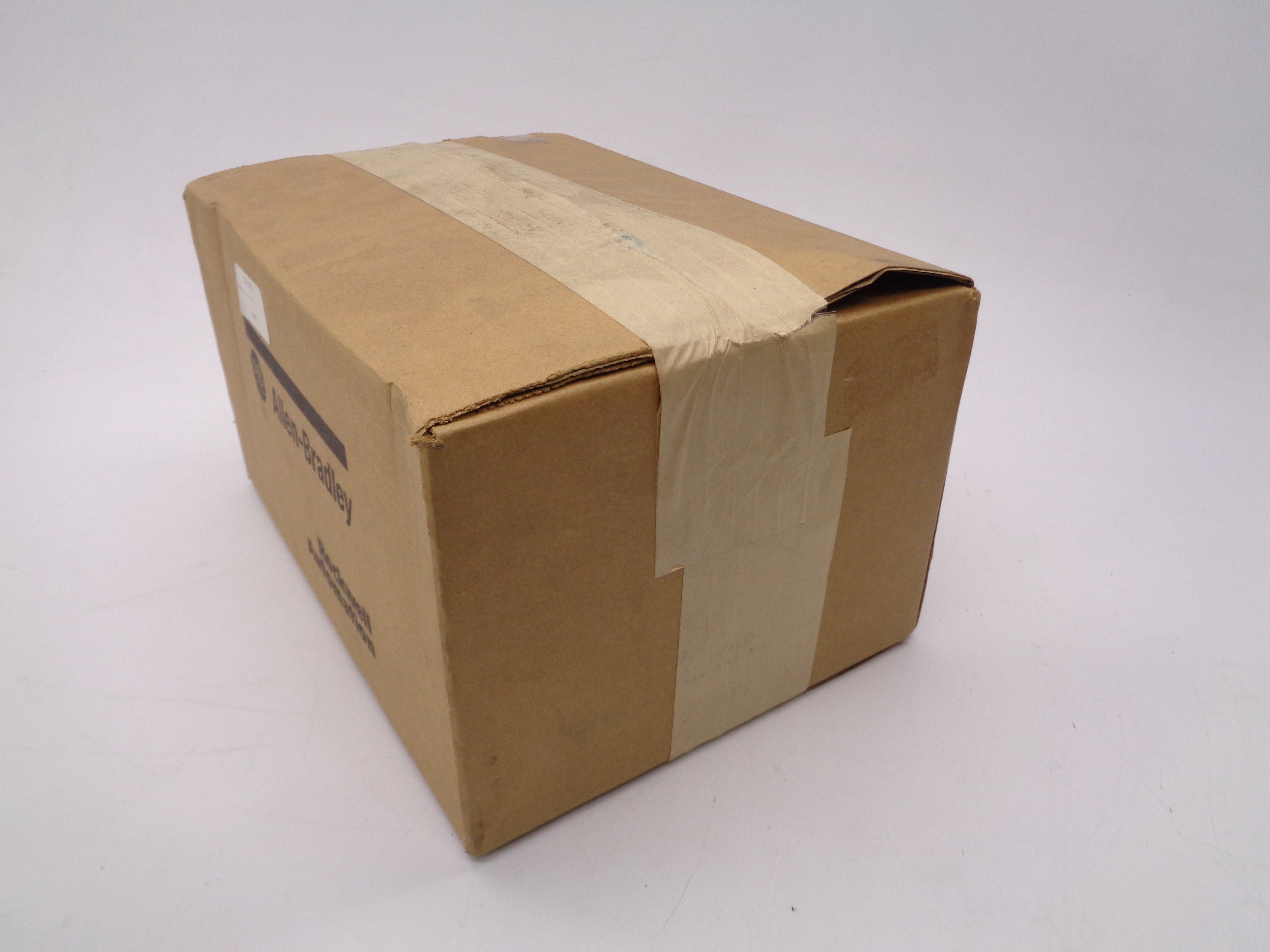 ALLEN BRADLEY 2711P-T7C4D8 SER. A (DATE: 2016) (BR/WH) NSFS