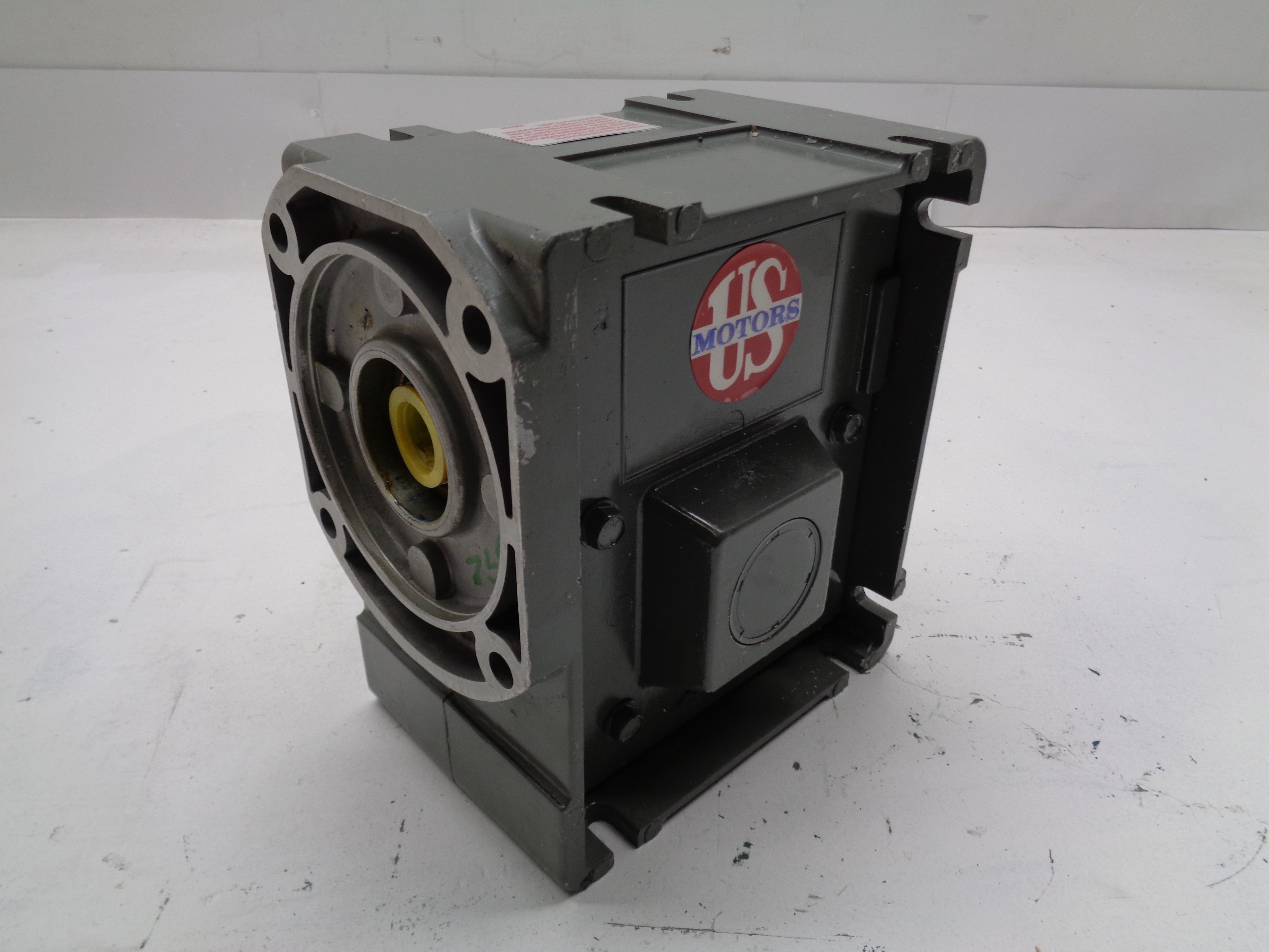US MOTORS QC26 5592/Z11F NSMP