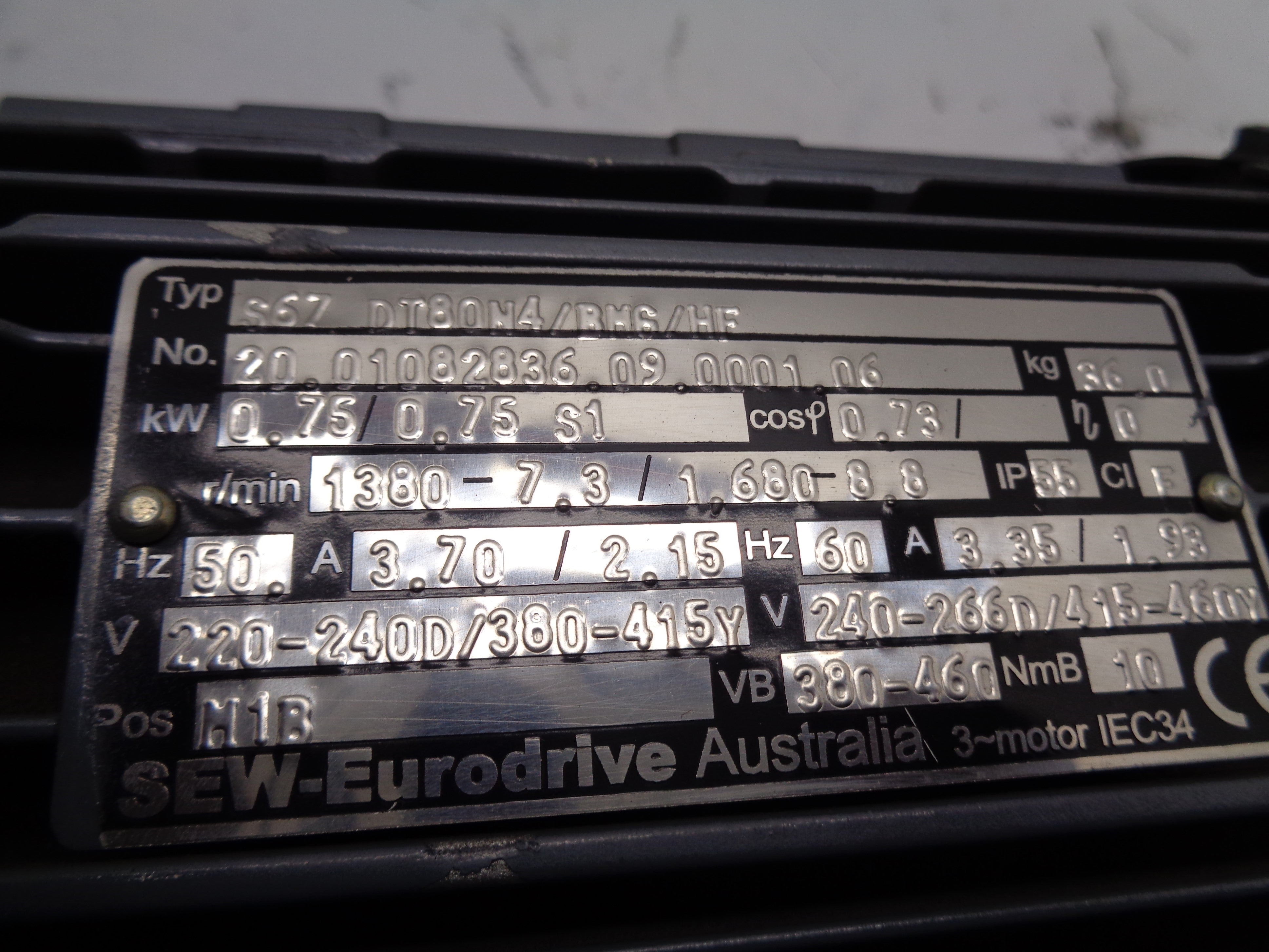 SEW-EURODRIVE S67DT80N4/BMG/HF REMAN