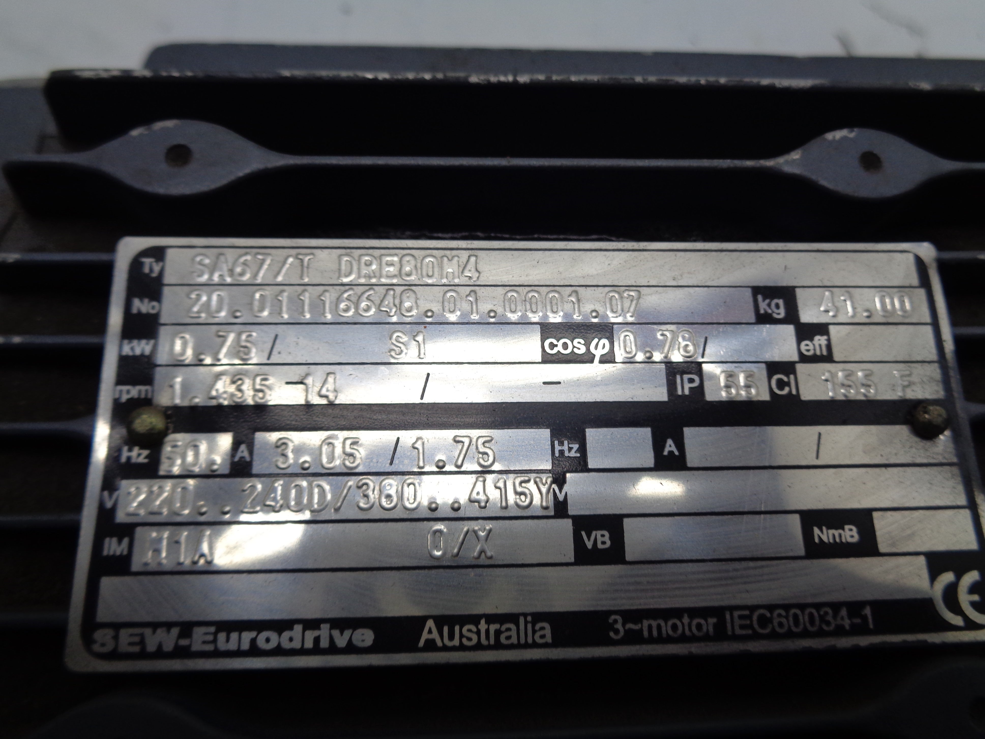 SEW-EURODRIVE SA67/TDRE80M4 NSNP