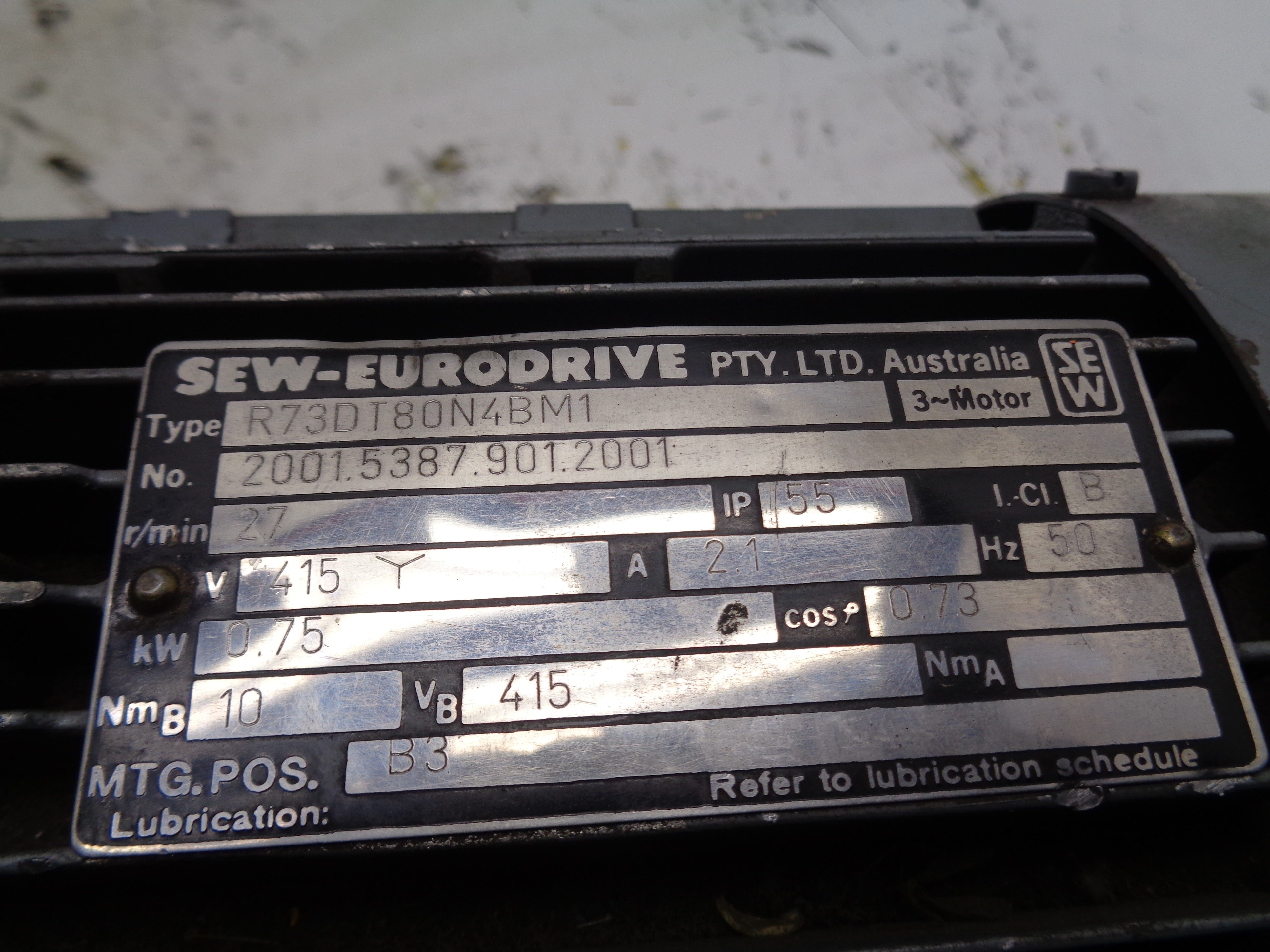 SEW-EURODRIVE R73DT80N4BM1 UNMP