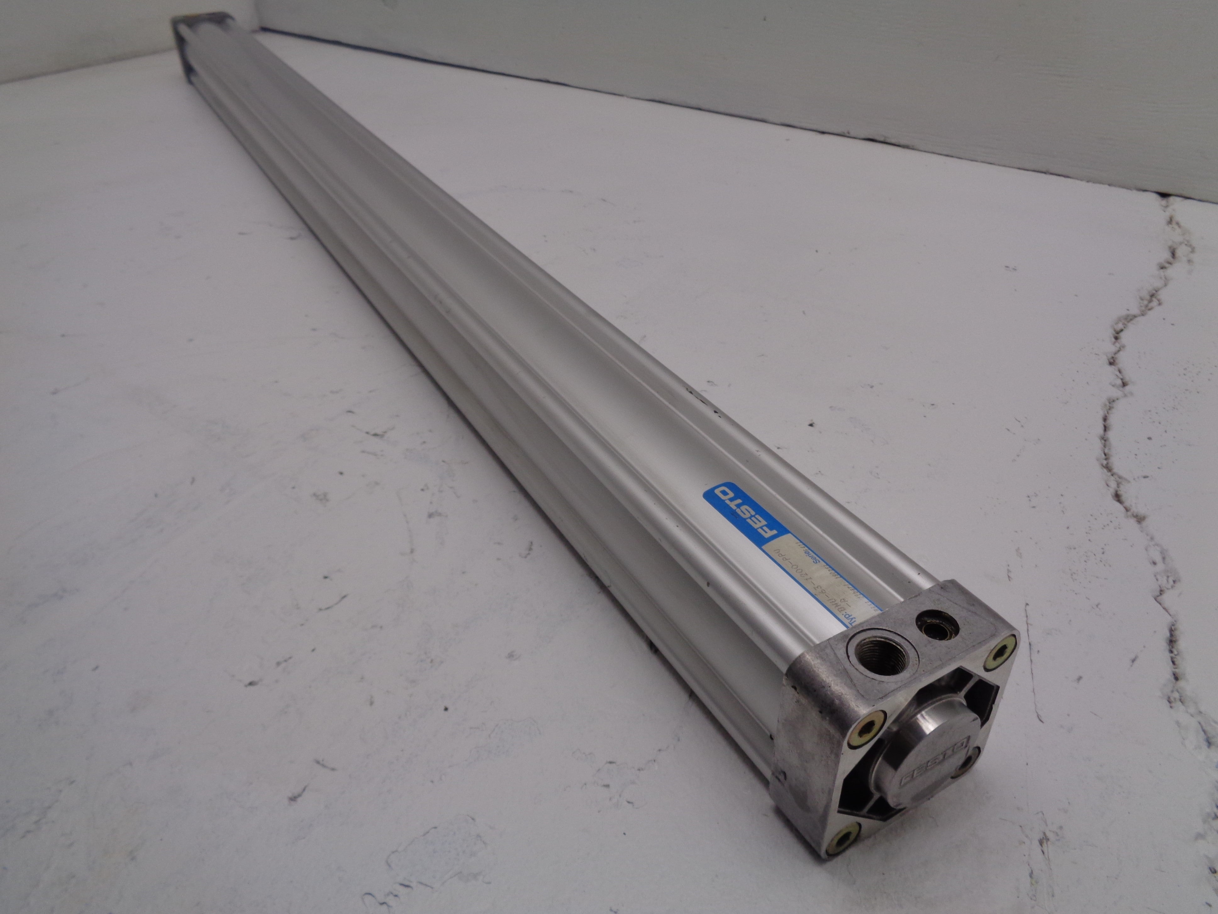 FESTO DNU-63-1200-PPV-A NSNP