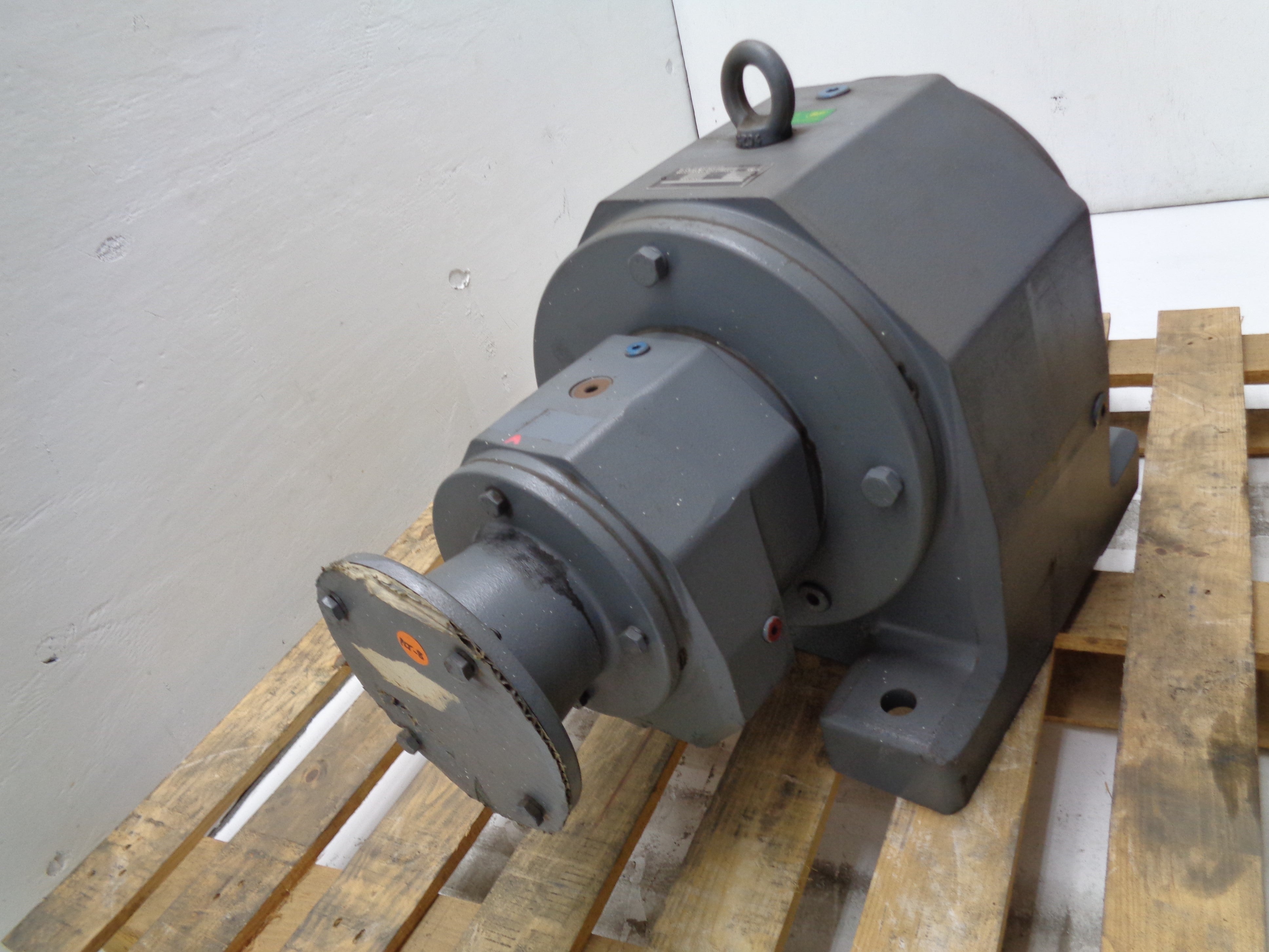 SEW-EURODRIVE R102R73LP80 NSNP