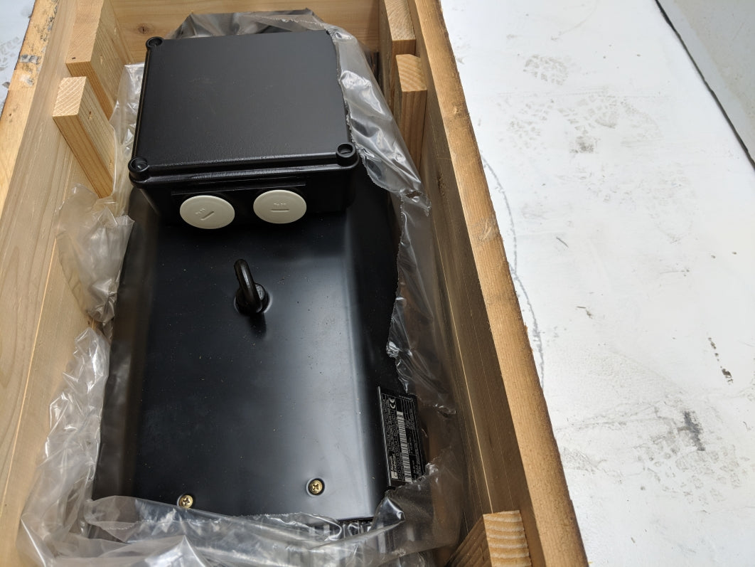 REXROTH INDRAMAT 2AD132D-B35OA1-BD03-D2N1 R911239972 NSMP