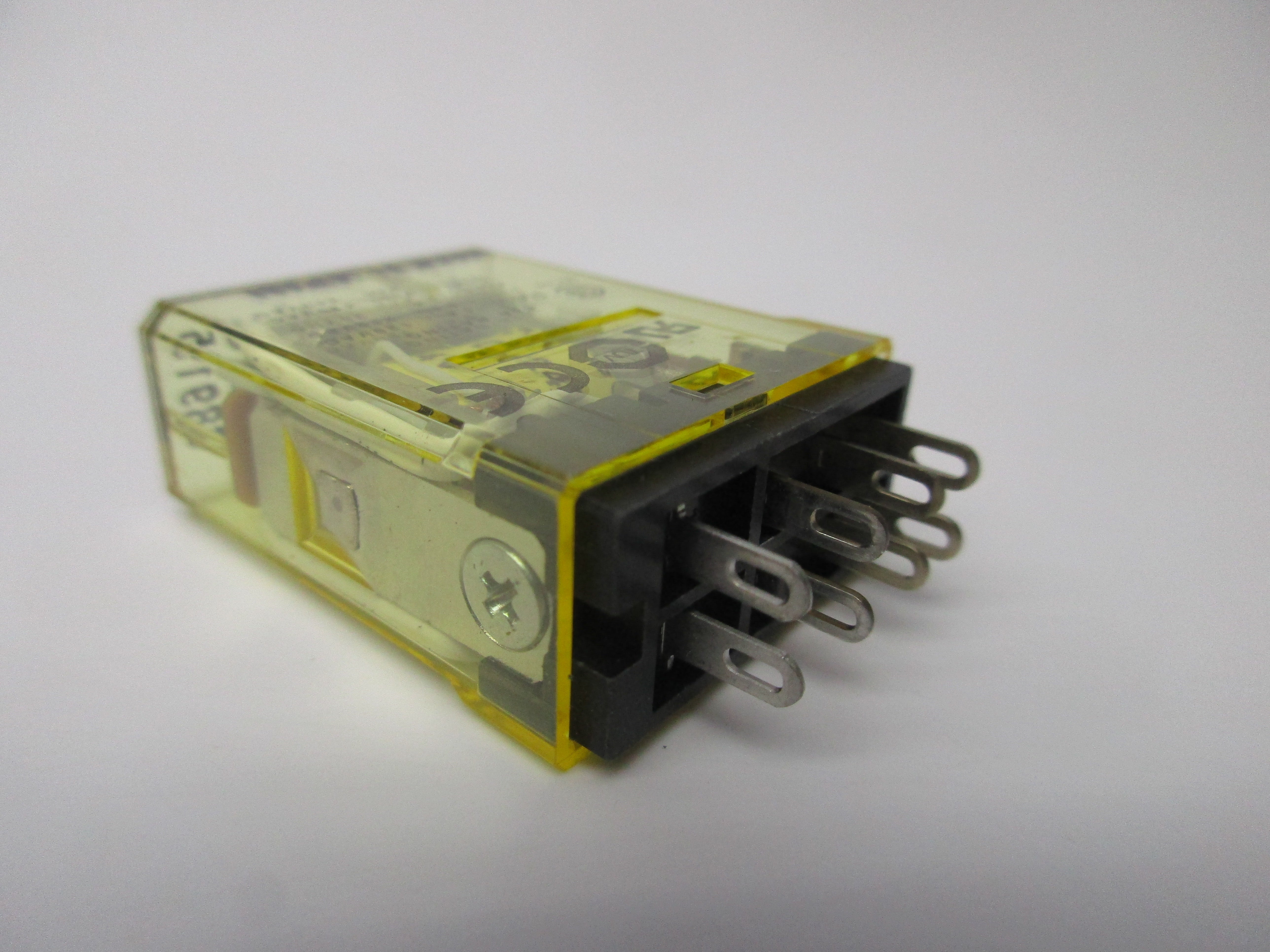 IDEC RY22S-UL DC24V 1A NSNP