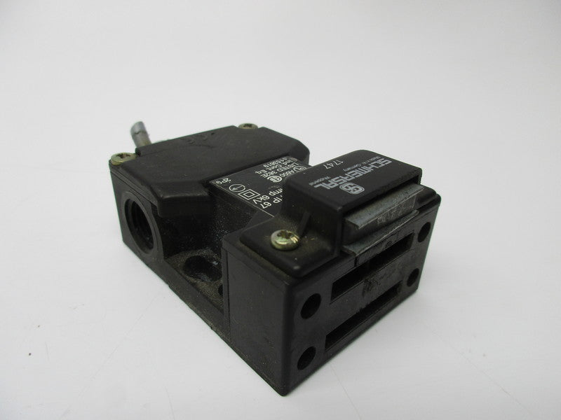 SCHMERSAL AZ15ZVRK-M16 UNMP