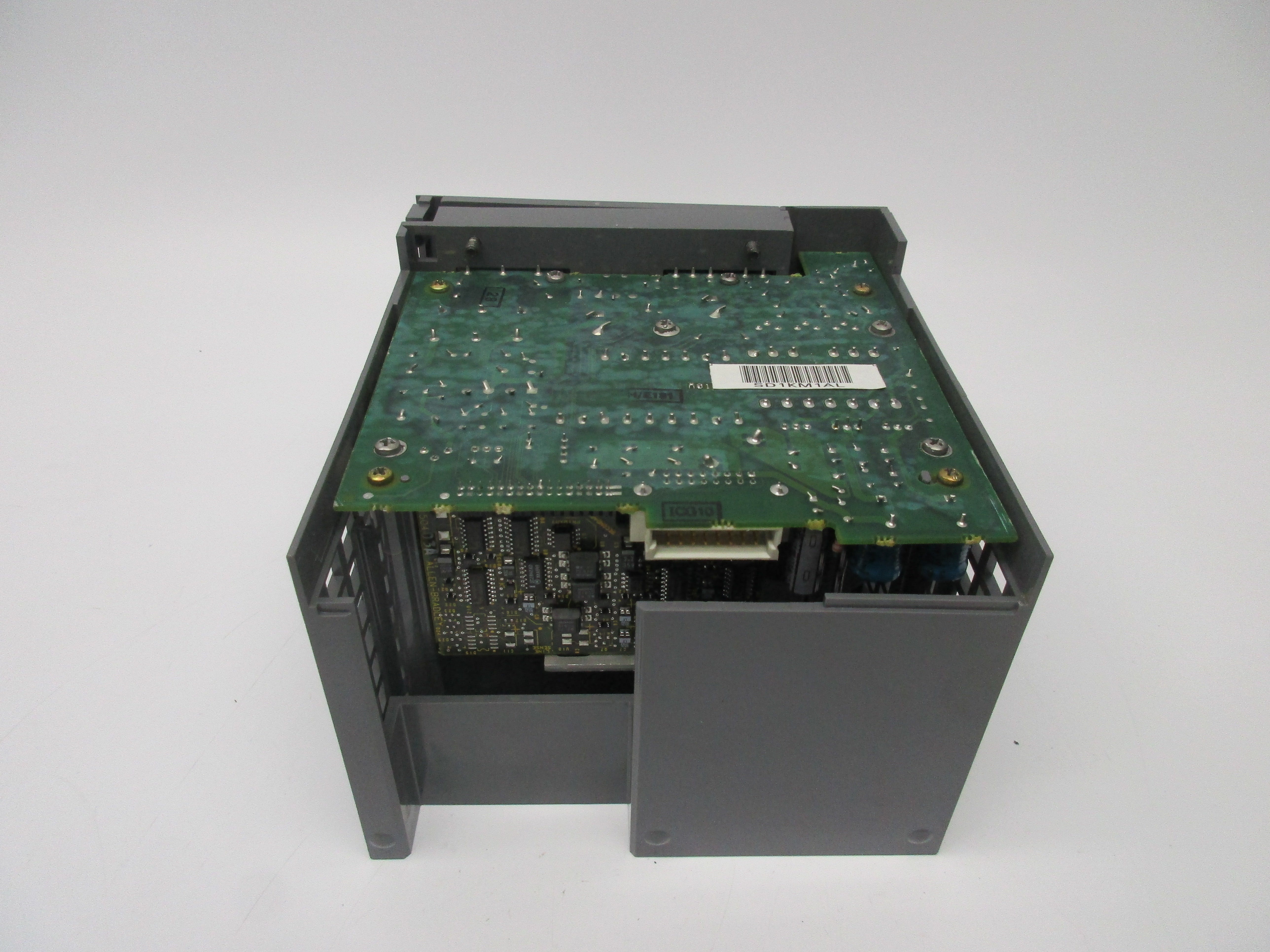 ALLEN BRADLEY 1746-P4 SER. A UNMP