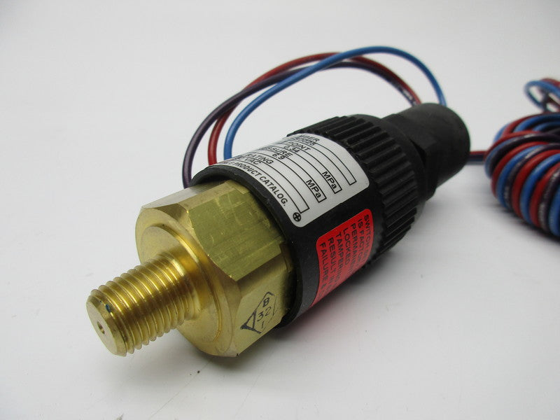 BARKSDALE L96211-BB3-S0025 NSNP