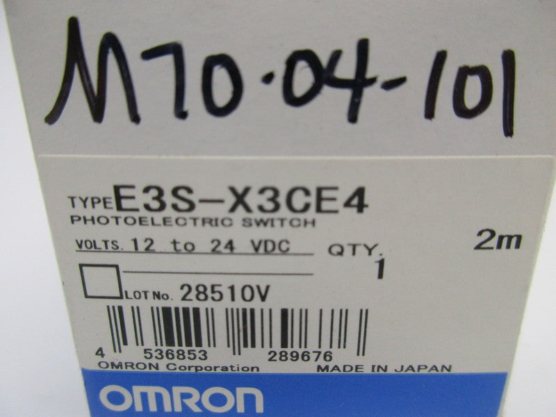 OMRON E3S-X3CE4 12-24VDC 2M NSMP
