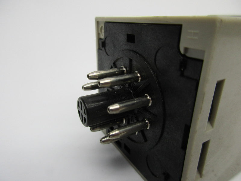 OMRON H3CR-G8EL-31 NSNP