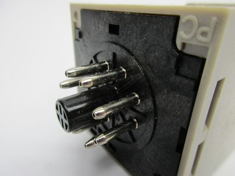 OMRON H3CR-H8L 0.05S/12S 100/110/120VAC NSNP