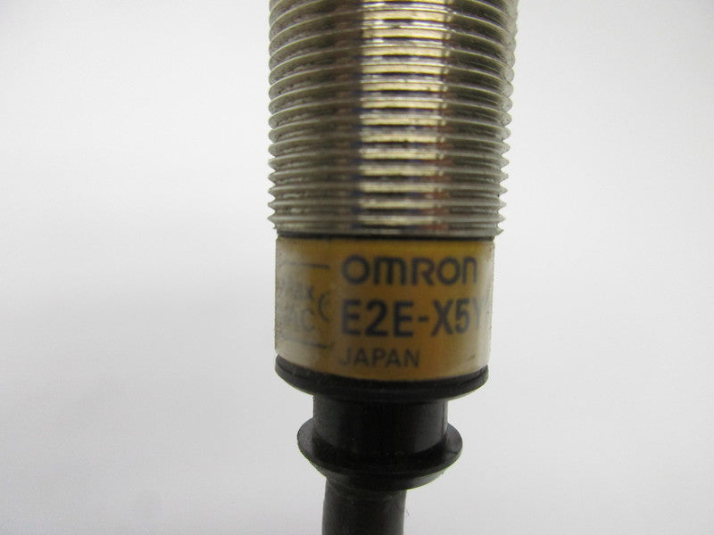OMRON E2E-X5Y1-53US 120VAC NSNP