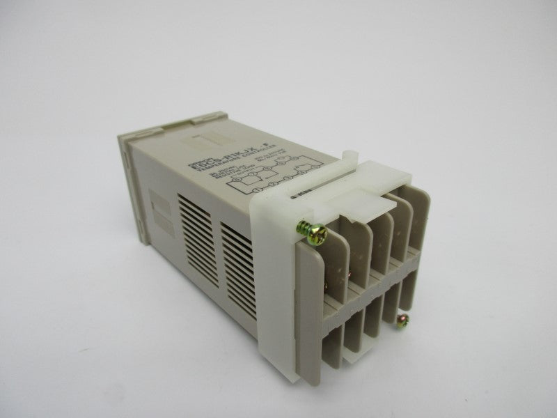 OMRON E5CS-R1KJX-F NSNP