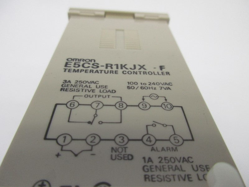 OMRON E5CS-R1KJX-F NSNP
