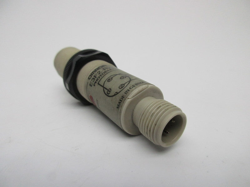 OMRON E3F2-R2C4-P1 UNMP