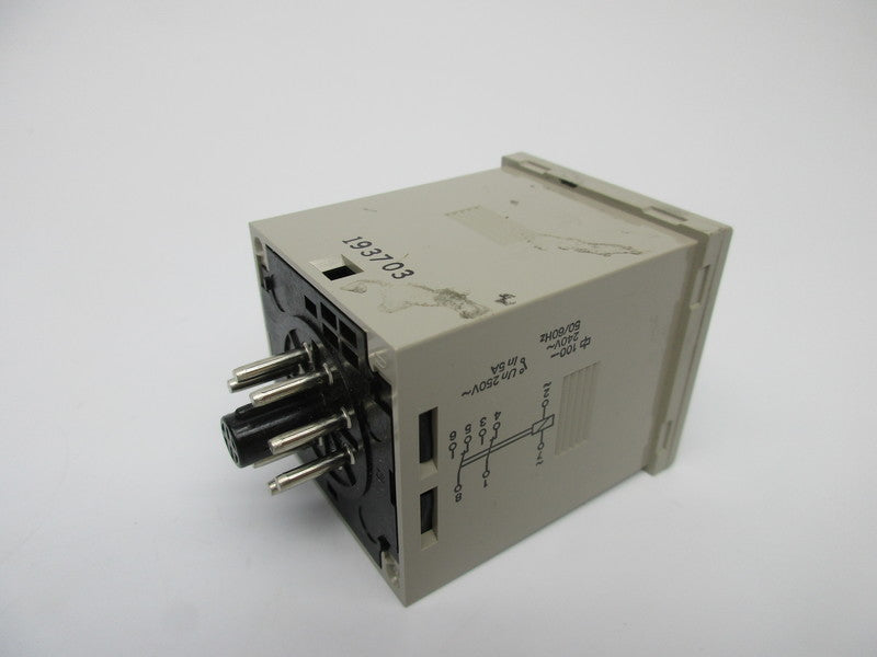 OMRON H3CR-A8 100-240VAC 5A 0.05S-300H UNMP
