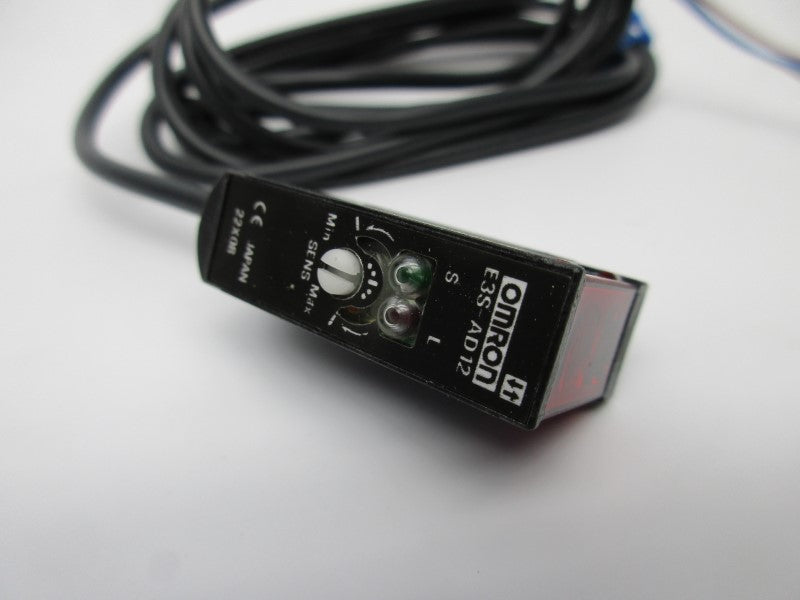 OMRON E3S-AD12 10-30VDC NSMP