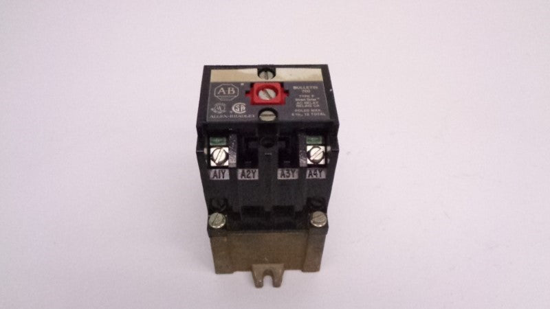 ALLEN BRADLEY 700-P200A1 SER. A UNMP