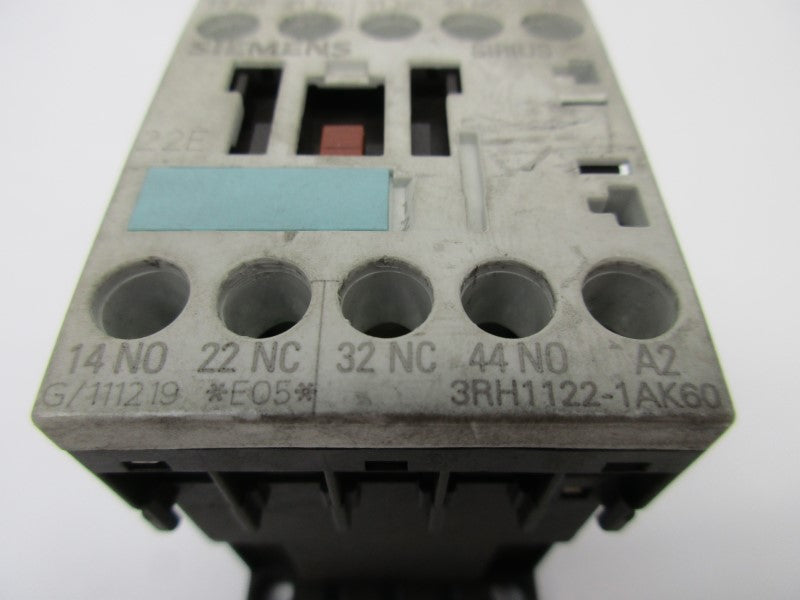 SIEMENS 3RH1122-1AK60 110/120V UNMP