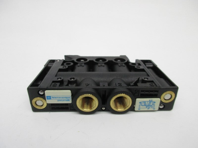 TELEMECANIQUE PVLB1226187 NSMP