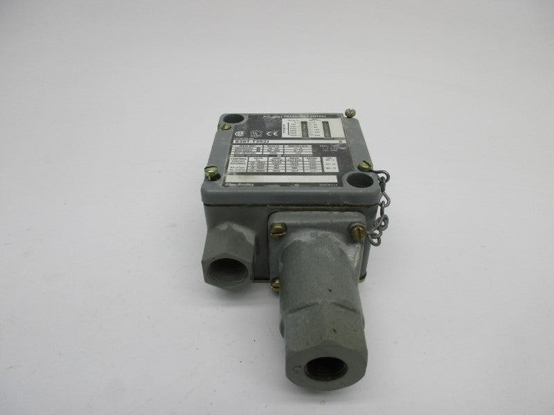 ALLEN BRADLEY 836T-T352J SER. A UNMP