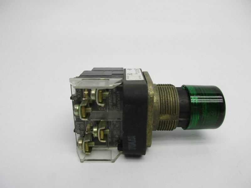 ALLEN BRADLEY 800T-PA16 SER. T (AS PICTURED) NSNP